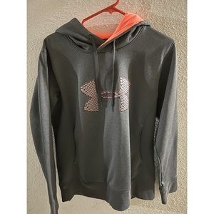 ✨ UNDER ARMOR HOODIE ✨